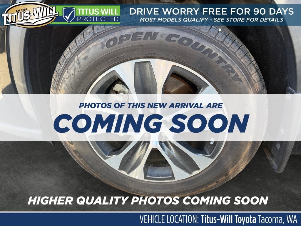 Used 2023 Toyota Highlander XLE AWD/4WD image 5