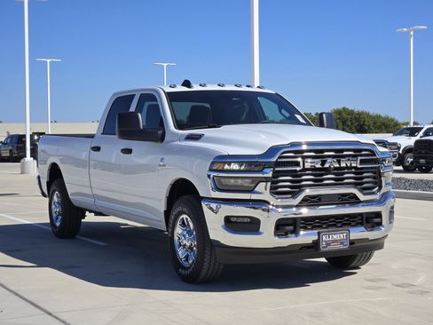 New 2026 RAM 2500 Tradesman w/ Chrome Appearance Group image 3