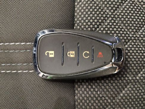 Used 2020 Chevrolet Blazer LT FWD image 32