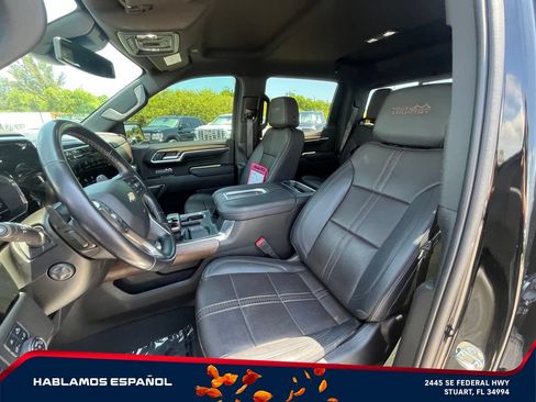 Used 2022 Chevrolet Silverado 1500 High Country w/ Z71 Off-Road Package AWD/4WD image 16