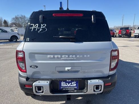 New 2026 Ford Bronco Sport Outer Banks w/ Sasquatch Outer Banks Package image 6