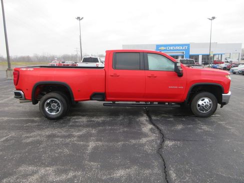 Used 2022 Chevrolet Silverado 3500 LT image 6