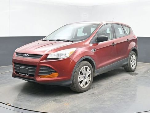 Used 2016 Ford Escape S FWD image 5