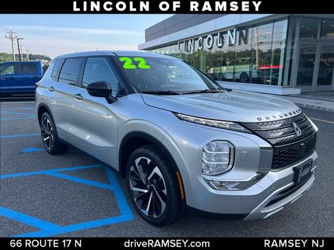 Used 2022 Mitsubishi Outlander SE AWD/4WD image 7