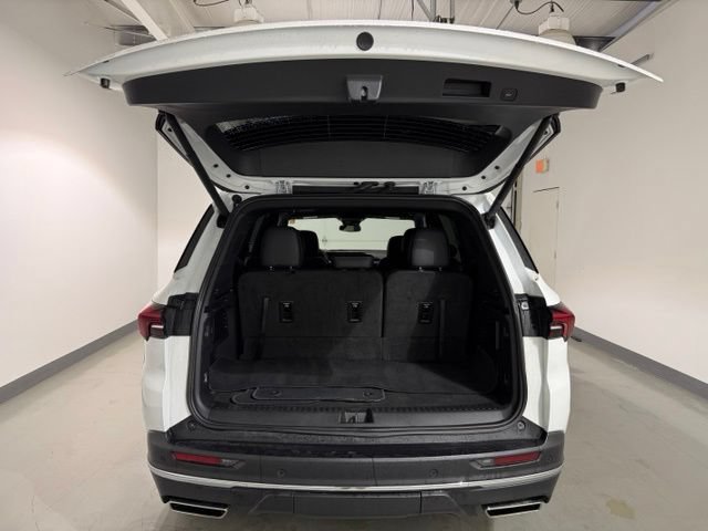 Certified 2026 Buick Enclave Preferred FWD image 8