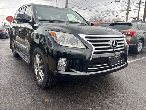 Used 2015 Lexus LX 570 4WD image 12