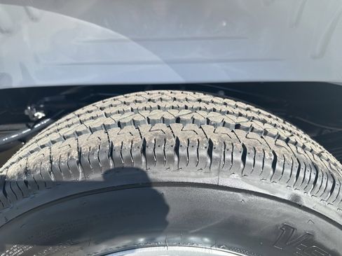 New 2025 Chevrolet Express 3500 Extended w/ Driver Convenience Package image 27