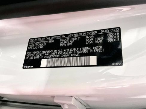 Certified 2024 Volvo XC90 T8 Ultimate AWD/4WD image 39