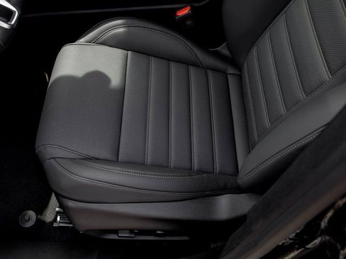 New 2025 Alfa Romeo Tonale w/ Premium Package image 27