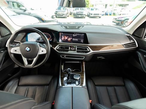 Used 2020 BMW X7 xDrive40i w/ Premium Package AWD/4WD image 2