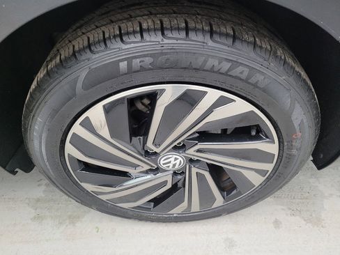 Used 2019 Volkswagen Jetta SEL Premium image 31