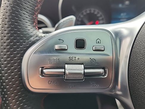 Used 2021 Mercedes-Benz GLC 43 AMG 4MATIC image 33