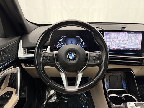 Used 2023 BMW X1 xDrive28i image 9