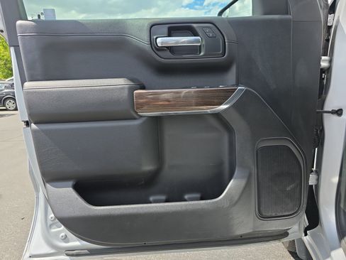Used 2019 Chevrolet Silverado 1500 LT w/ All-Star Edition AWD/4WD image 9