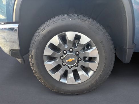 Used 2025 Chevrolet Silverado 2500 LT w/ All Star Edition image 14