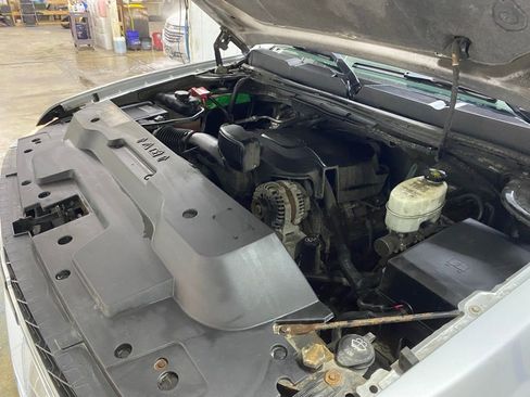 Used 2013 Chevrolet Silverado 2500 LT w/ Convenience Package image 23