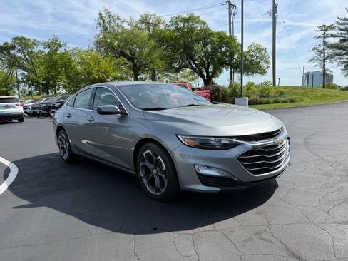 Used 2023 Chevrolet Malibu LT FWD image 8