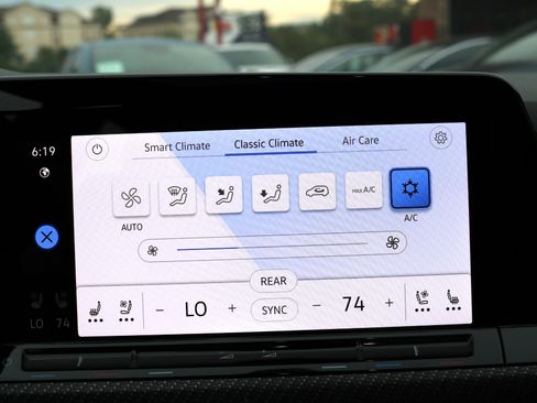 Used 2024 Volkswagen Golf R image 20