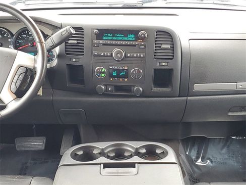 Used 2013 GMC Sierra 1500 SLE image 15