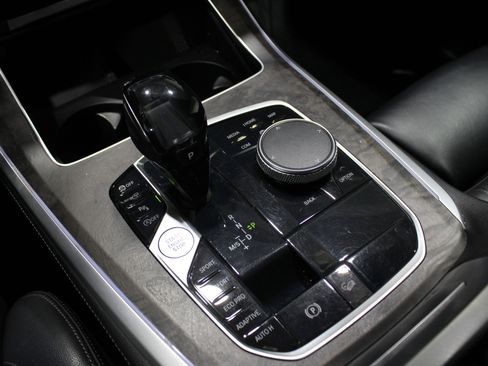 Used 2019 BMW X5 xDrive40i w/ M Sport Package image 20