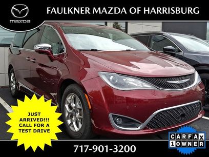 Used 2017 Chrysler Pacifica Limited