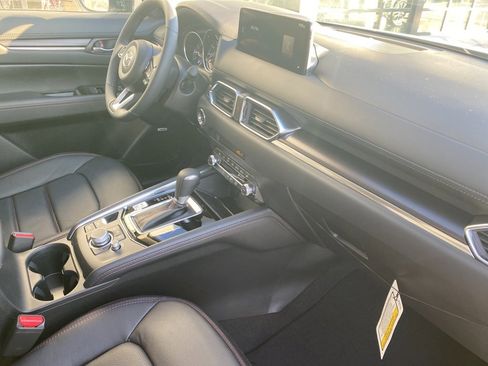 New 2025 MAZDA CX-5 Carbon Edition image 9