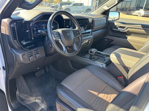 Certified 2024 Chevrolet Silverado 1500 ZR2 w/ Technology Package image 9