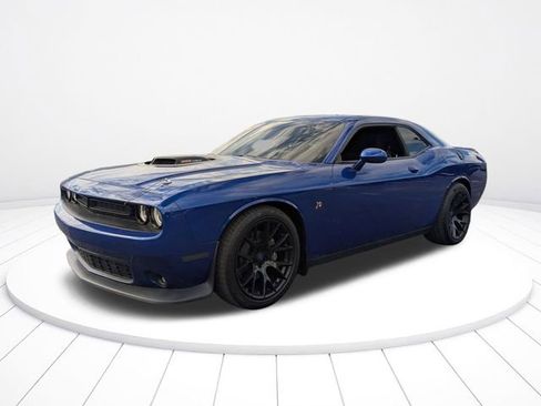 Used 2018 Dodge Challenger R/T Scat Pack RWD image 14