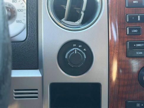 Used 2010 Ford F150 Lariat AWD/4WD image 15