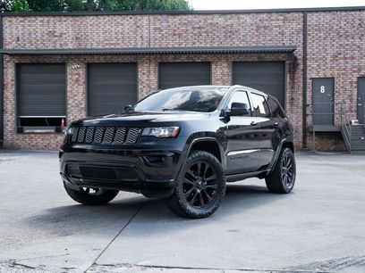 Used 2019 Jeep Grand Cherokee Altitude