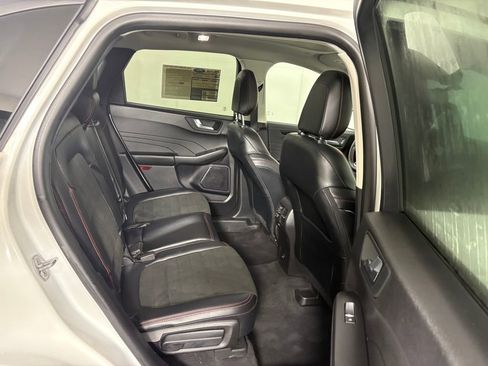 Certified 2022 Ford Escape SEL w/ SEL Stealth AWD Package image 34