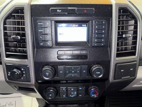 Used 2020 Ford F250 XL w/ Power Equipment Group image 19