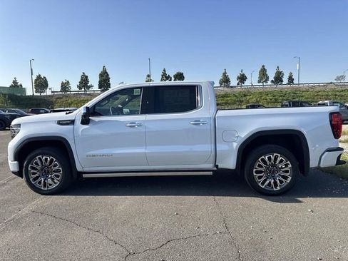 New 2026 GMC Sierra 1500 Denali Ultimate image 5