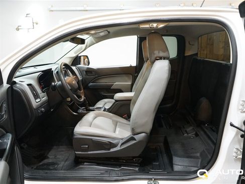 Used 2018 Chevrolet Colorado W/T RWD image 10