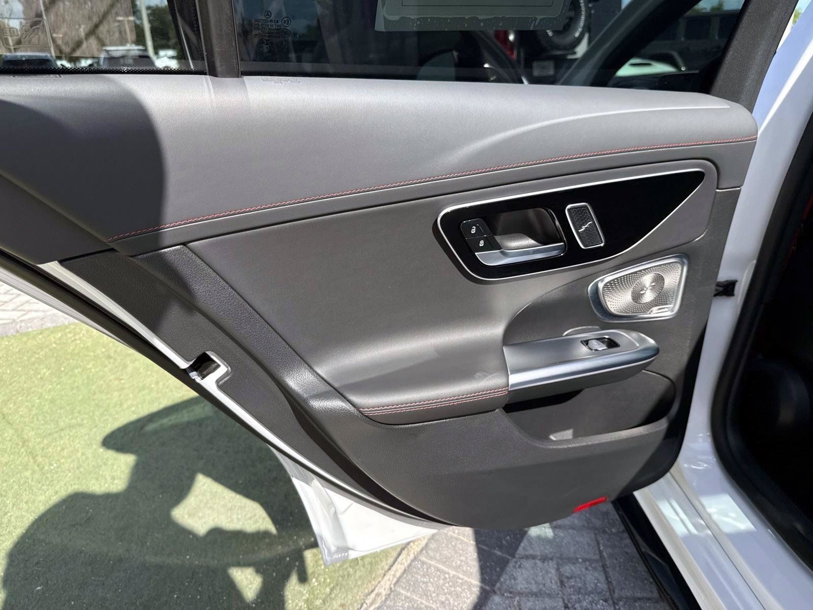 Used 2023 Mercedes-Benz C 43 AMG 4MATIC Sedan image 11