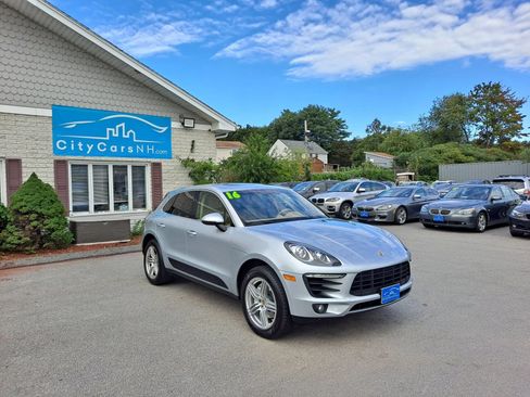 Used 2016 Porsche Macan S AWD/4WD image 2