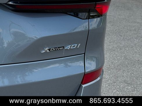 Used 2024 BMW X5 xDrive40i w/ M Sport Package AWD/4WD image 11