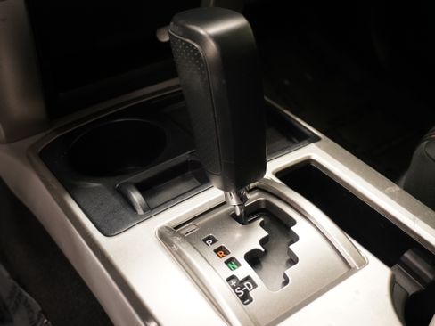 Used 2013 Toyota 4Runner SR5 RWD image 22