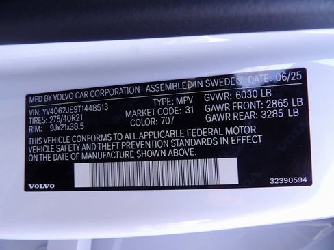 New 2026 Volvo XC90 B6 Plus w/ Protection Package Premier image 31