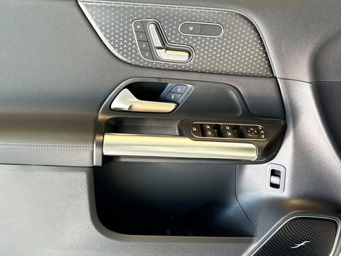 New 2026 Mercedes-Benz GLA 250 4MATIC image 16