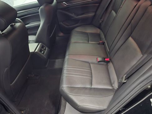 Used 2019 Honda Accord Touring image 26
