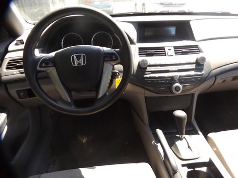 Used 2010 Honda Accord LX image 10