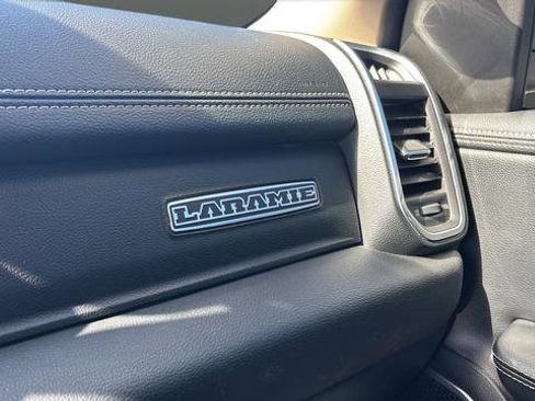 Used 2020 RAM 1500 Laramie AWD/4WD image 31