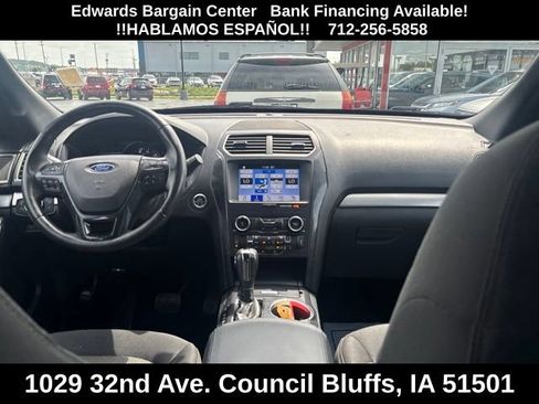 Used 2019 Ford Explorer XLT w/ Equipment Group 201A AWD/4WD image 12