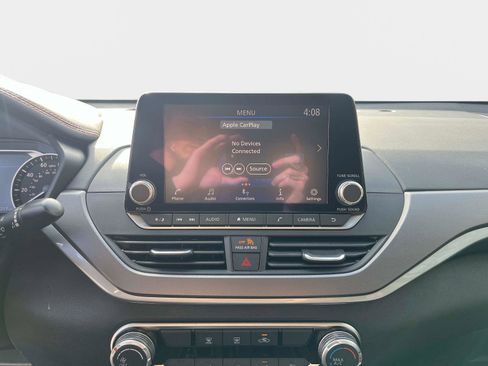 Used 2024 Nissan Altima 2.5 SR image 24