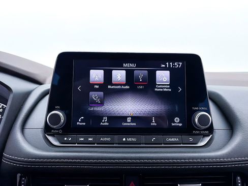 Used 2023 Nissan Rogue SV FWD image 21