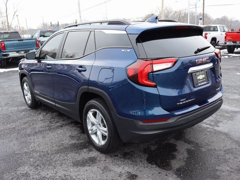 Used 2022 GMC Terrain SLE w/ Driver Convenience Package image 34