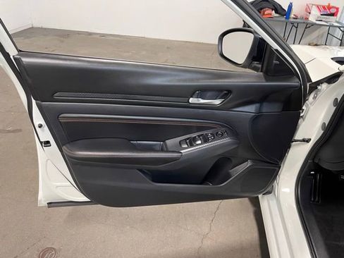 Used 2019 Nissan Altima 2.5 SR image 23