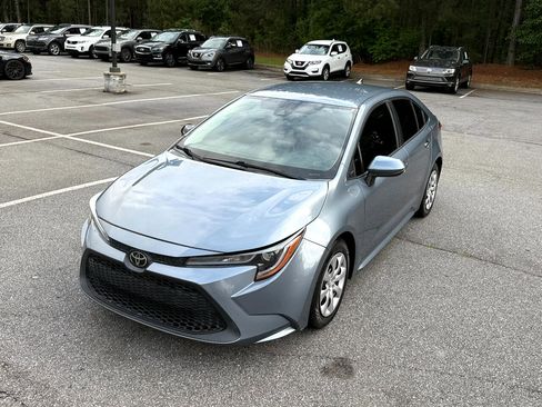 Used 2021 Toyota Corolla LE image 29
