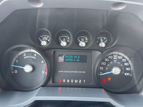 Used 2011 Ford F350 XL w/ Skid Plate Pkg image 35